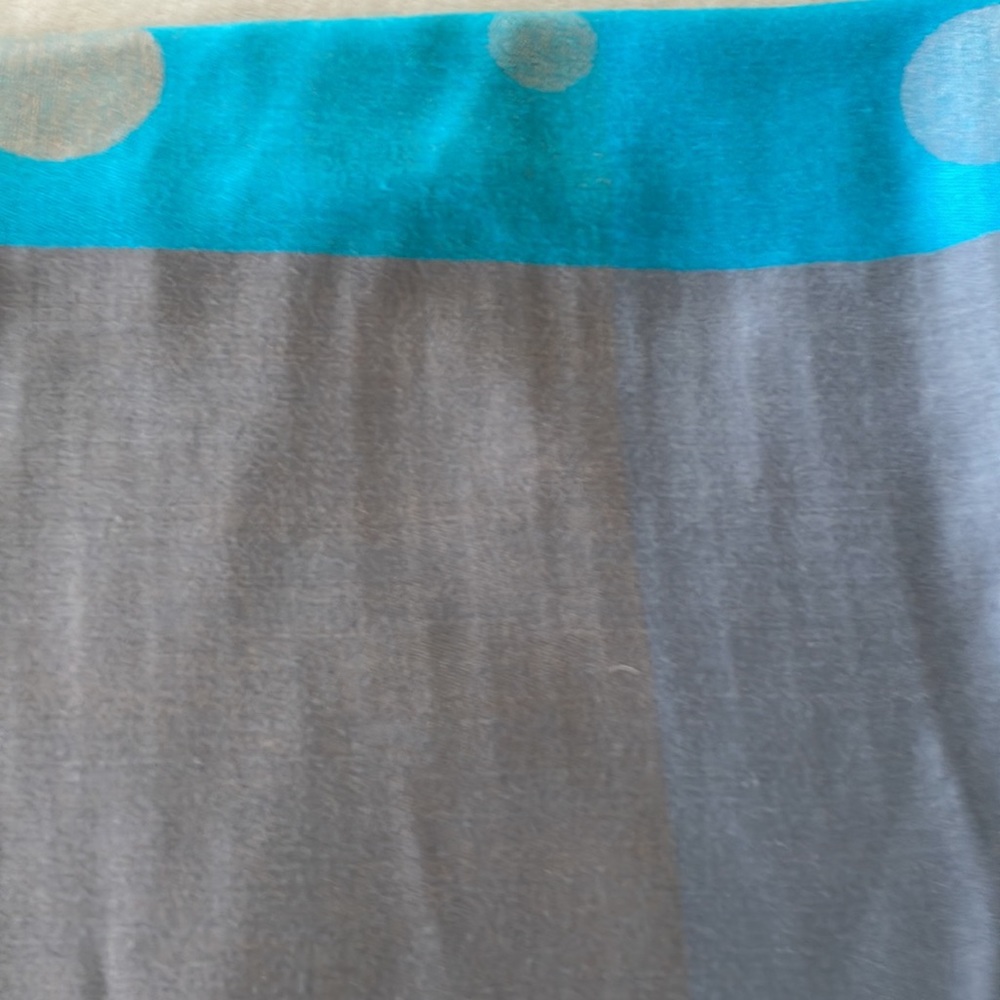 Scarf - Picture 2 of 3